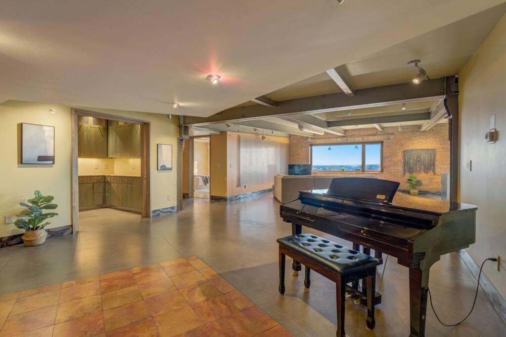 1600 Kcm Penthouse Apartment Cleveland Buitenkant foto